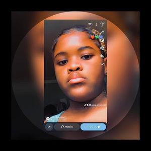 Meet your Posher, Gina amélia